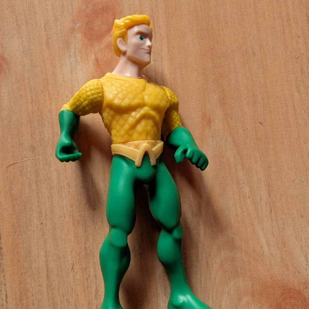 2/22$ Marvel, Dc And More kid toys 2 for 22$ on selected item - Picture 6 of 16